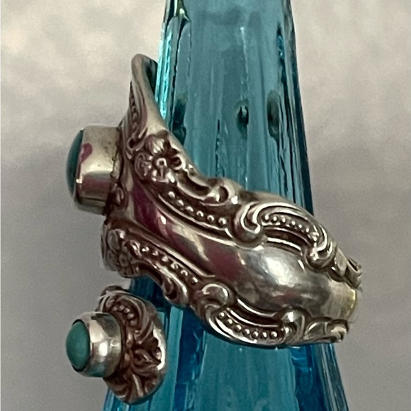 Lois Hill & Vintage Turquoise Rings - Picture 4 of 10